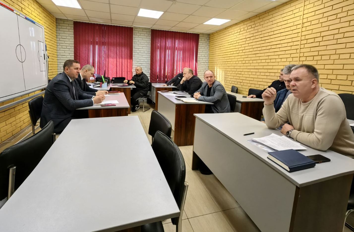 Встреча в Академии футбола